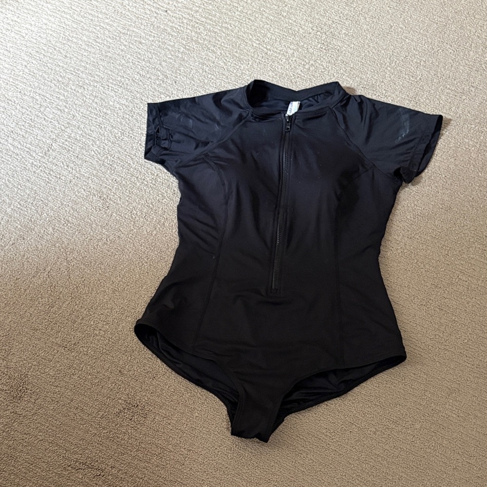 Women’s Black Short-Sleeve Zip Front Swim Suit